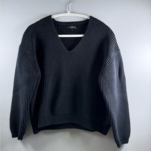 Quince Charcoal V-Neck Sweater (364)
